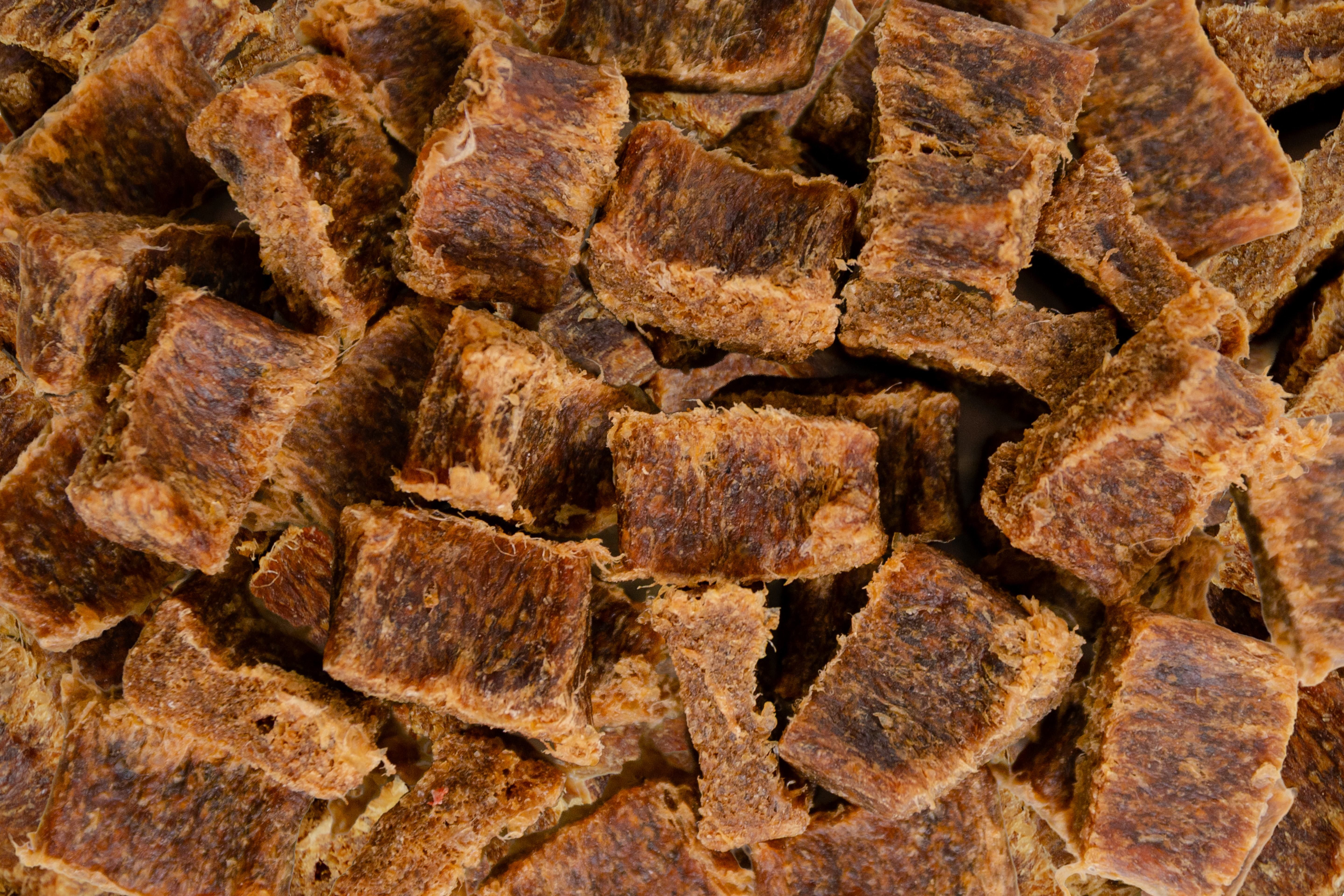 BOW WOW LIVER CHUNKS WITH APPLE &amp; TURMERIC 60 GR / 15 BOLSAS